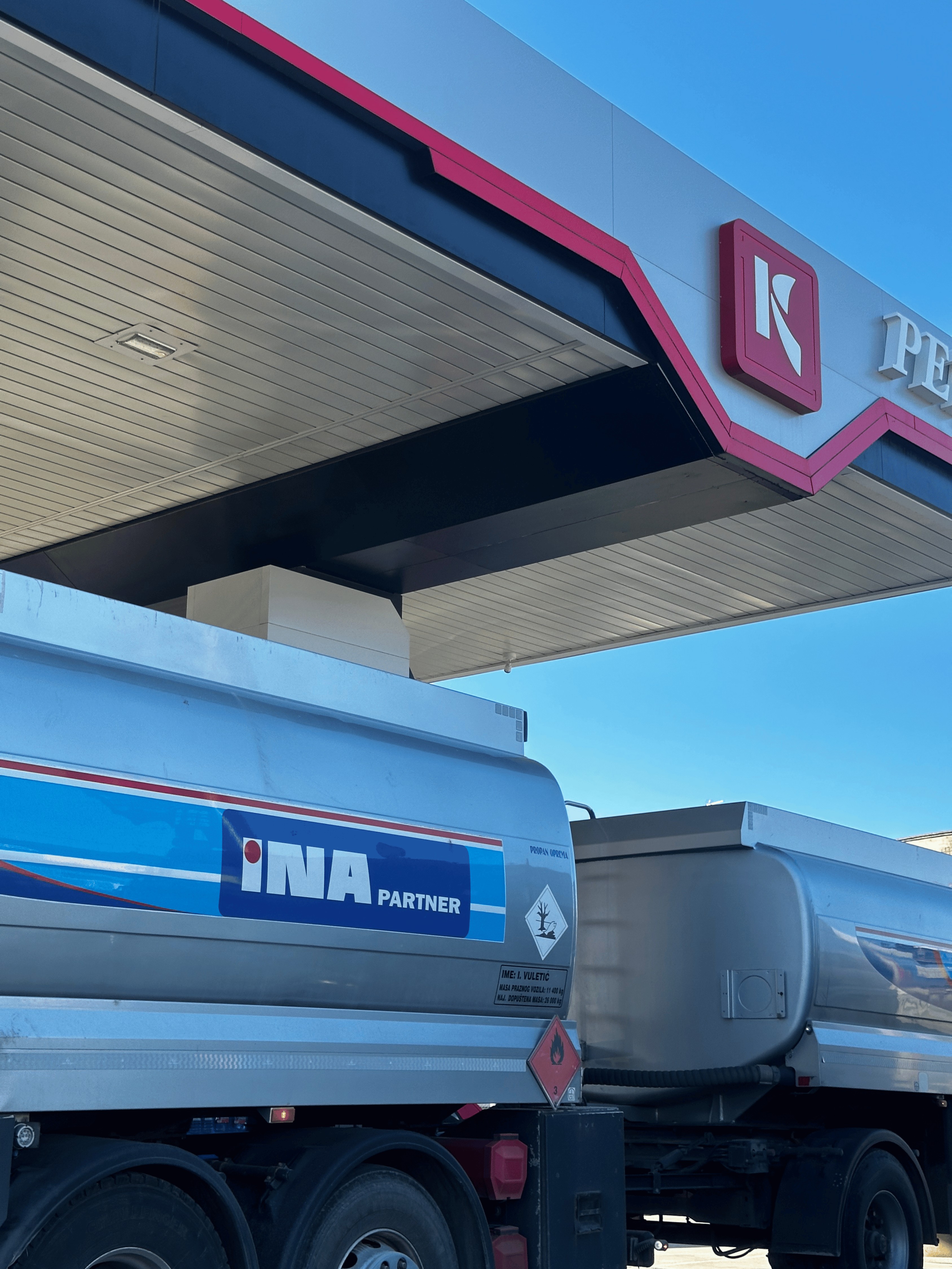 Kallaba Petrol (2)